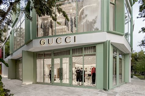 fotos de gucci miami design district store|gucci design district miami fl.